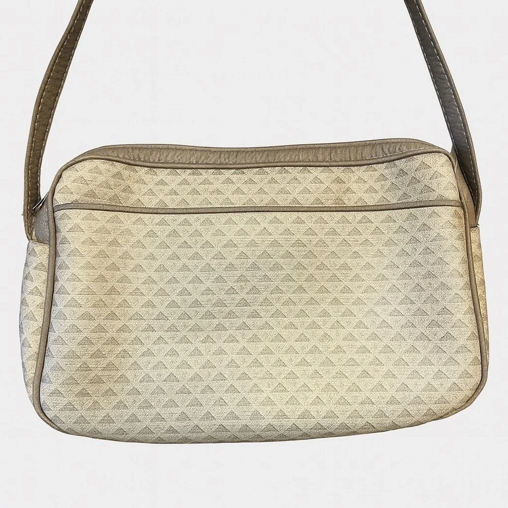 Liz Claiborne #classiclizclaiborne sophisticated